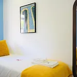 Chiado Local Artist W Parking & Ev Апартаменты