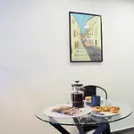 Апартаменты Chiado Local Artist W Parking & Ev *