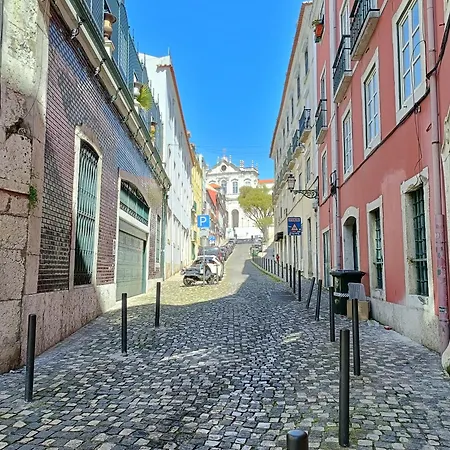 Apartamento Dobairro At Merces Lisboa