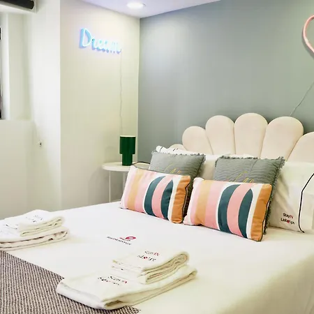 Apartman Chiado Local Artist W Parking & Ev