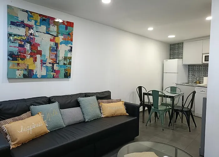 Dobairro At Merces شقة