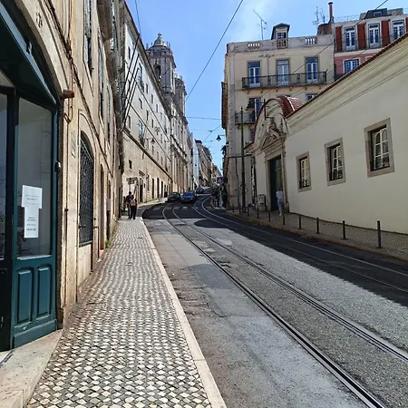 Dobairro At Merces * Lisbona