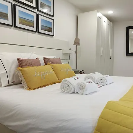 Dobairro At Merces Appartamento Lisbona